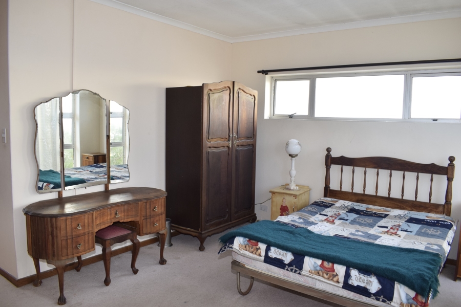 2 Bedroom Property for Sale in Struisbaai Western Cape